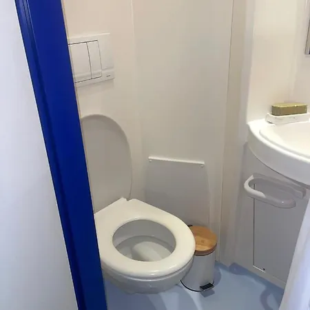 Petit Etudiante Apartament